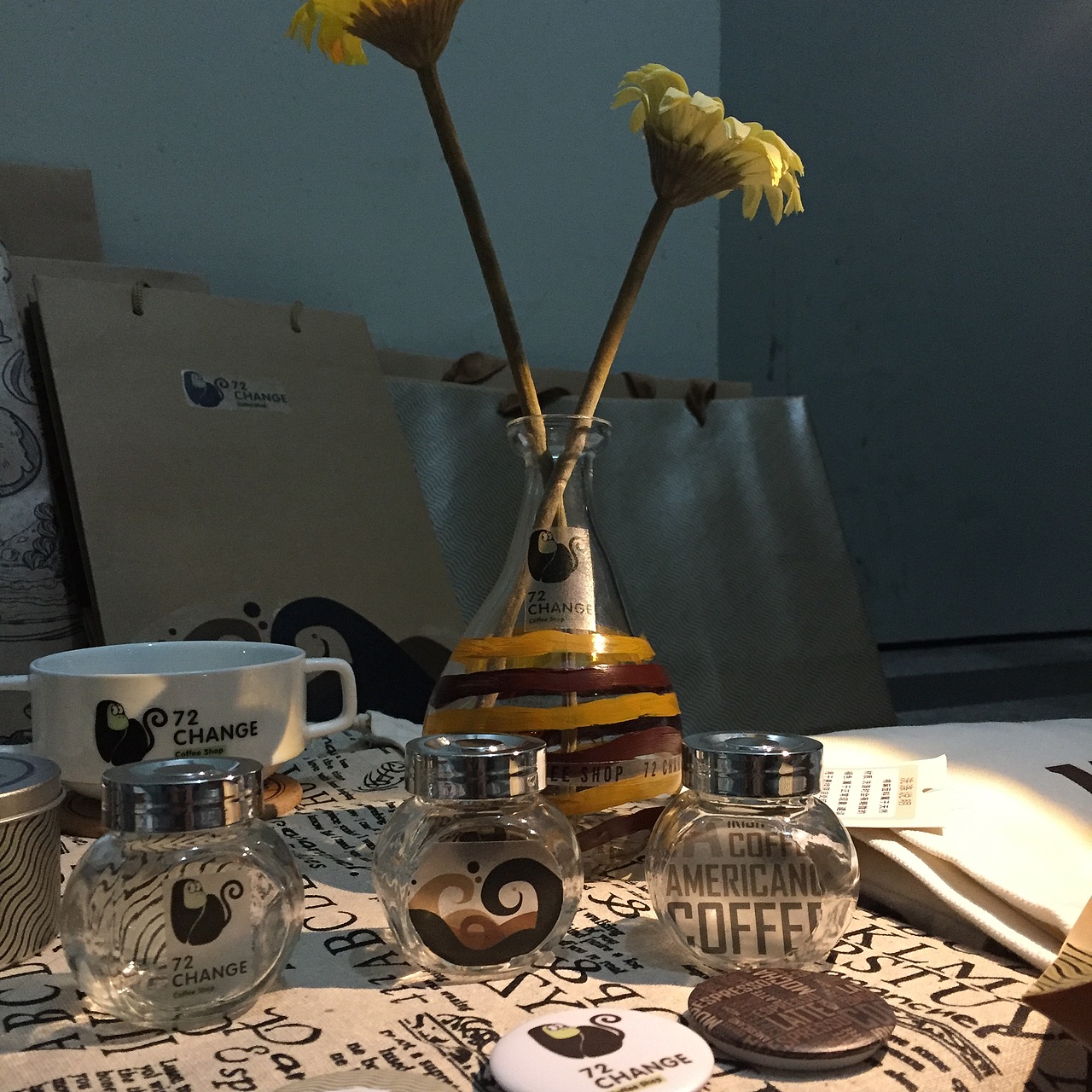 毕业设计：72change coffee shop 视觉形象设计&宣传视频（图ZNTM2Nzk2Mjg=） - Motion Graphic - 站酷设计师明了个明原创素材 - 站酷ZCOOL