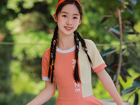 女童泳衣拍照📷
