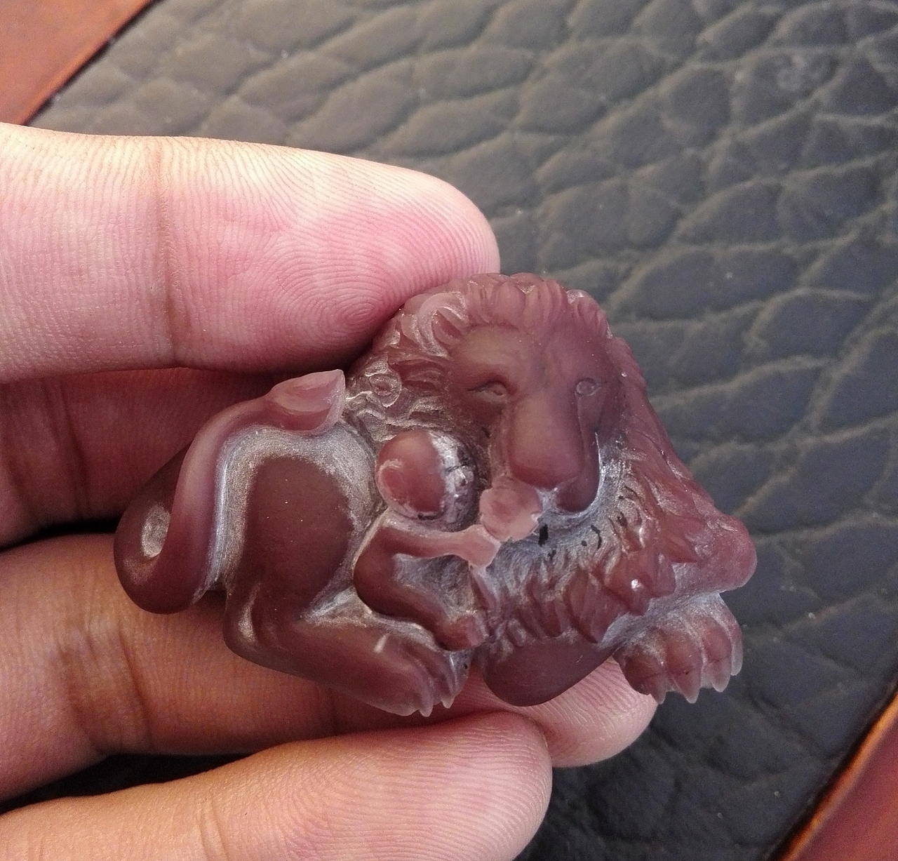 守护纯真（图ZNjg2MjE2MjA=） - 雕塑 - 站酷设计师拜佛就是拜我原创素材 - 站酷ZCOOL