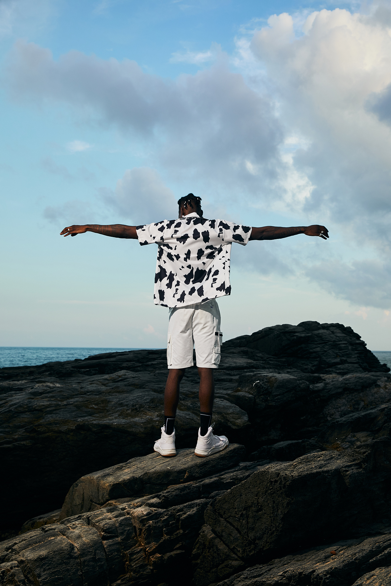 品牌升级·一·大海（图ZMjg5MzM3MDQ4） - 时尚/艺术摄影 - 站酷设计师阿朱的乐曲原创素材 - 站酷ZCOOL