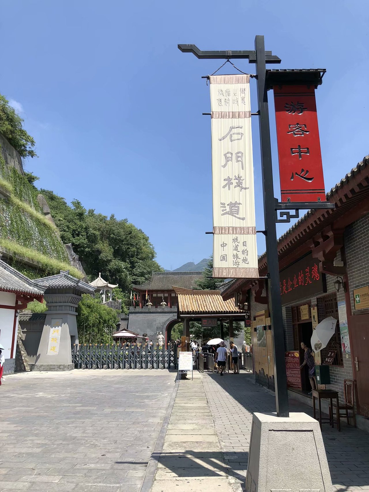 所有图片归帮帮快修(湖北)信息技术有限公司所有。