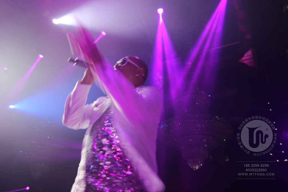 關(guān)于酒吧裝修 要看你選擇了什么樣的酒吧設(shè)計(jì)師（圖ZMTM0NjA2NjQw） - 家裝設(shè)計(jì) - 站酷設(shè)計(jì)師wtfeng原創(chuàng)素材 - 站酷ZCOOL