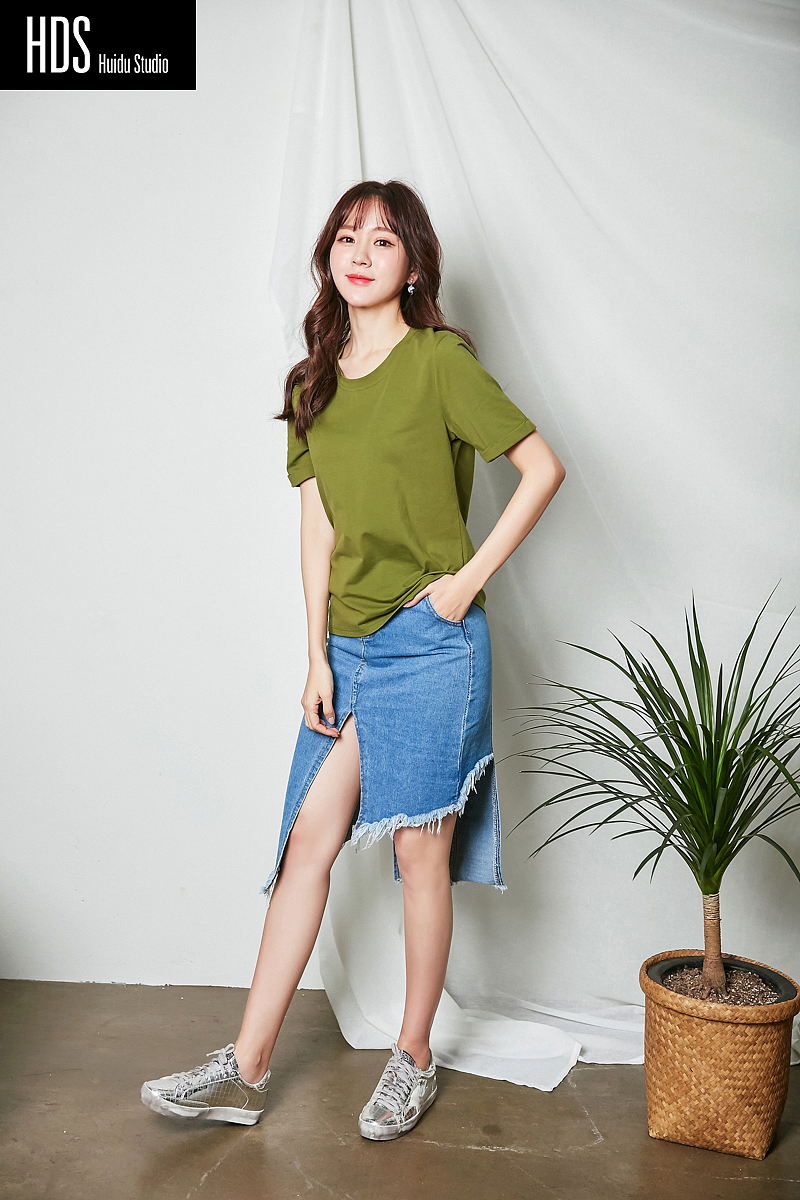 韩国模特韩风女装T恤拍摄
