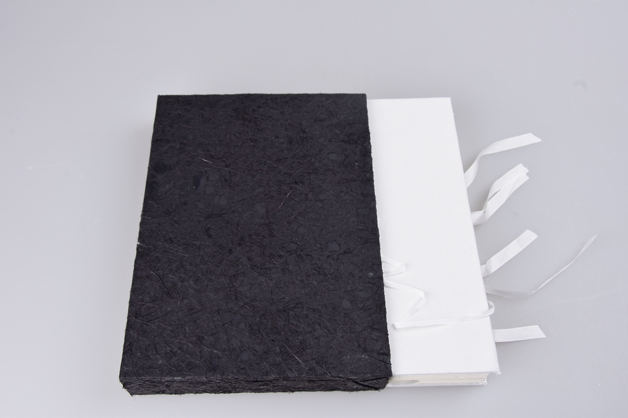 《游》（图ZMTA0NzQ4NDUy） - 书籍/画册 - 站酷设计师Summer梓轩原创素材 - 站酷ZCOOL