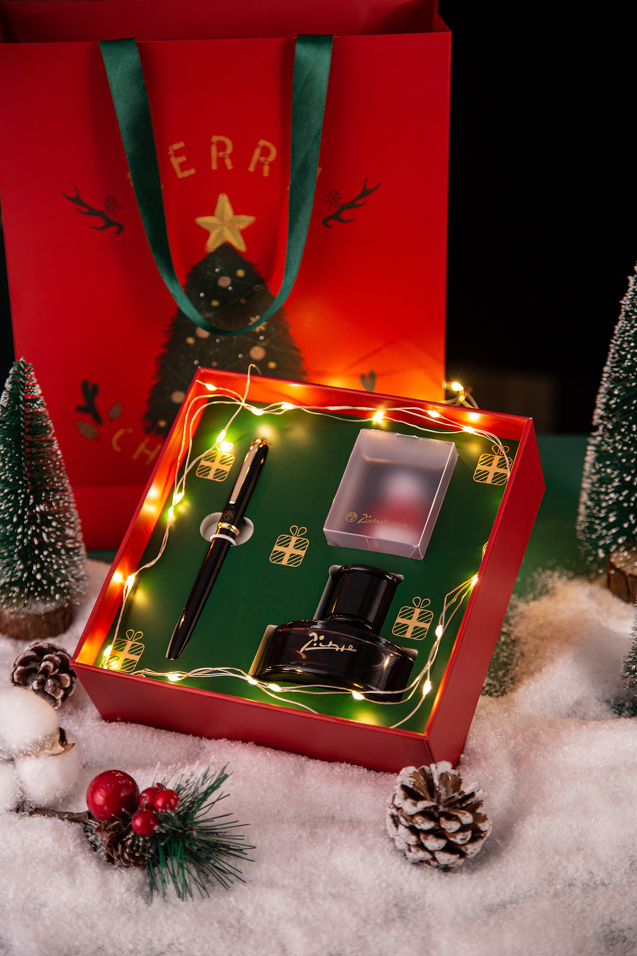 毕加索圣诞钢笔礼盒