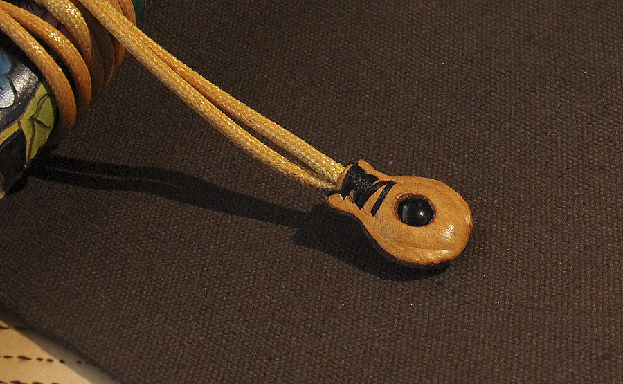 莲花池的禅意 / 手工卷轴式笔套（图ZMjc3NzM5MDg=） - 工艺品设计 - 站酷设计师品成PINCHIN原创素材 - 站酷ZCOOL