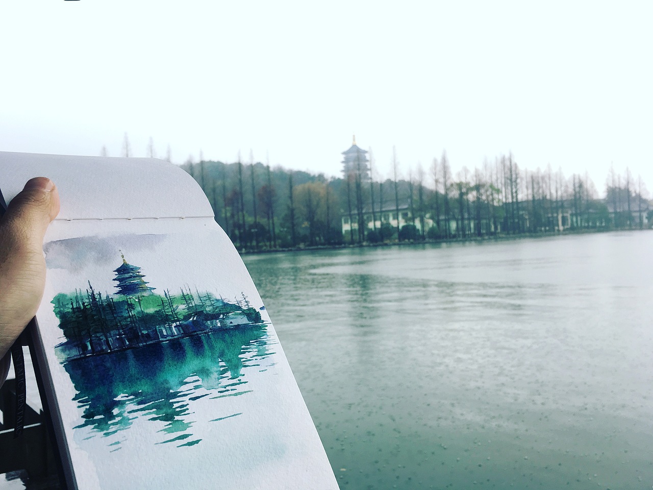 杭州西湖雷峰塔