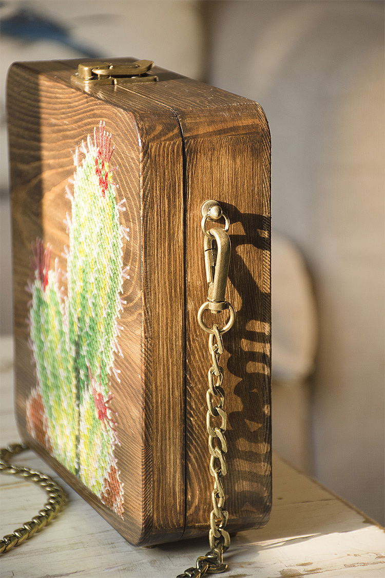 手藝盟原創(chuàng)設(shè)計(jì)手工包，刺繡仙人掌包包，清新文藝之美……（圖ZODUwODcwMTI=） - 其他手工藝 - 站酷設(shè)計(jì)師花時(shí)間手藝館原創(chuàng)素材 - 站酷ZCOOL