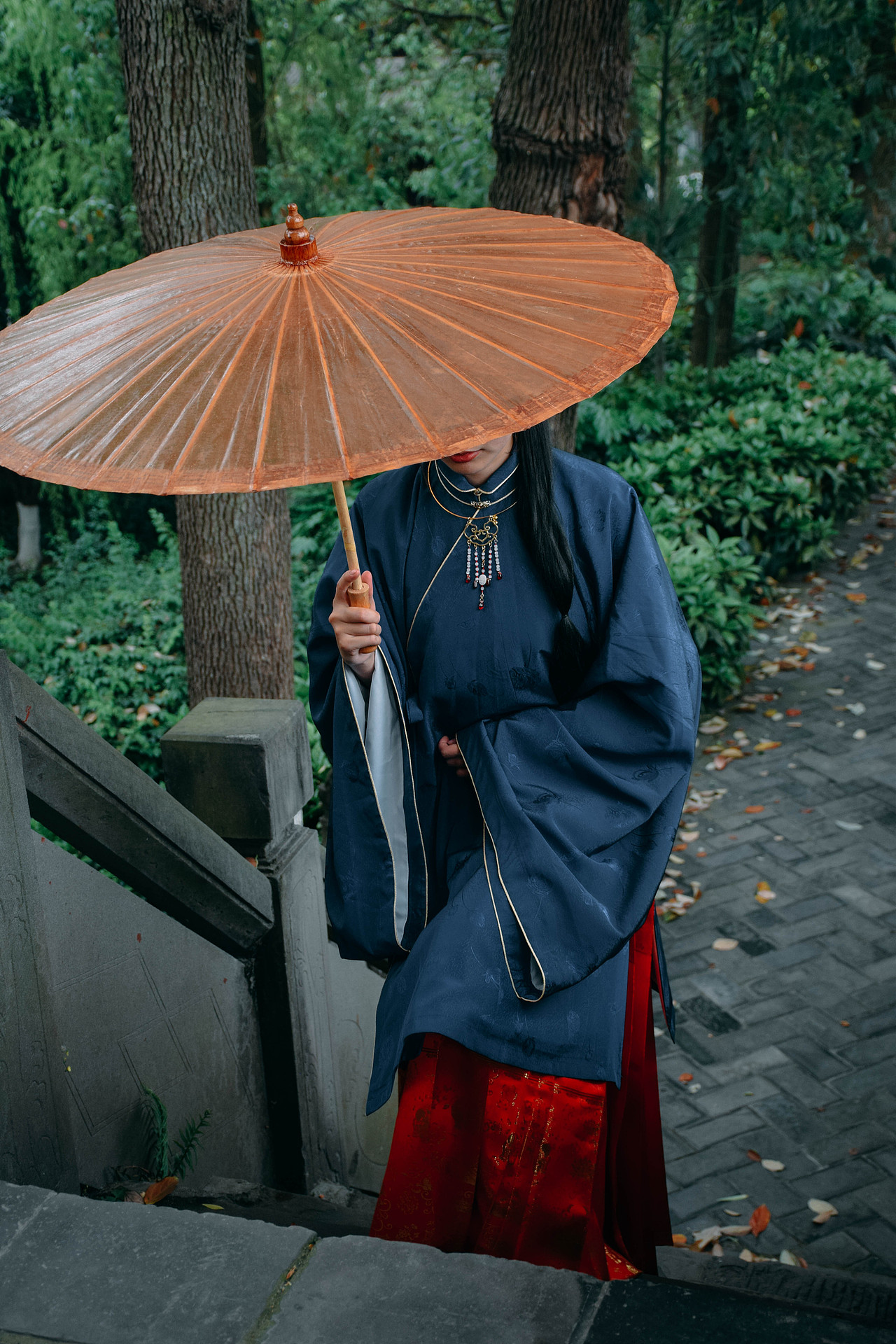 明制汉服（图ZMjAwODg2ODky） - 人像摄影 - 站酷设计师叫我小羊兄好了原创素材 - 站酷ZCOOL