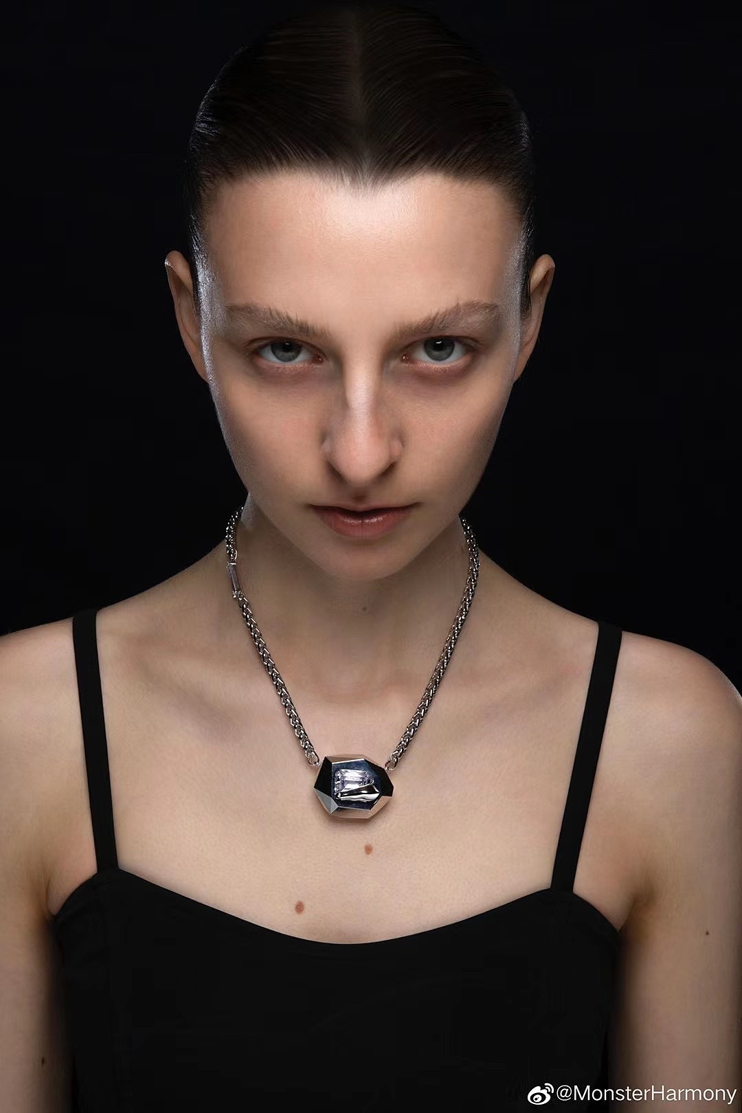 FUNS MASHA @MONSTER HARMONY # 契約“COVENANT”（圖ZMjQ0ODM5MjYw） - 時(shí)尚/藝術(shù)攝影 - 站酷設(shè)計(jì)師funsmodel原創(chuàng)素材 - 站酷ZCOOL