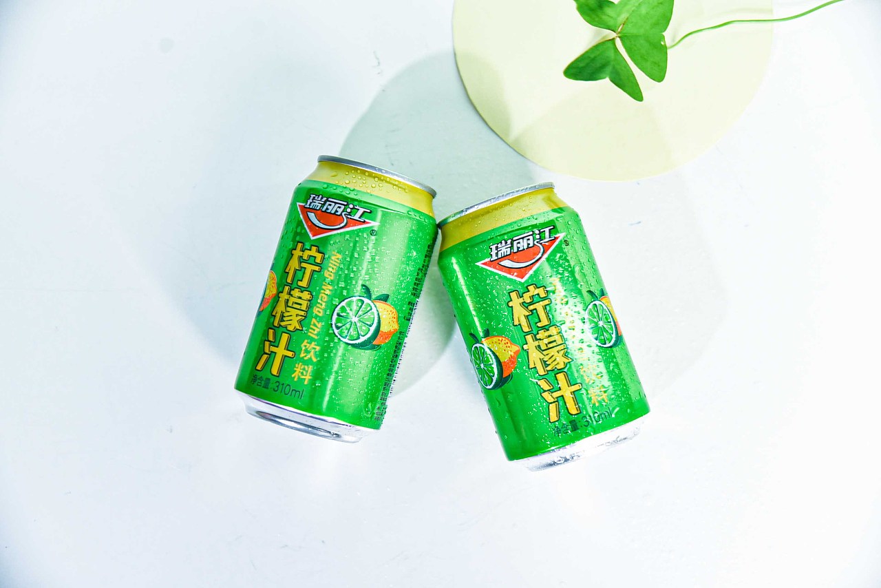 瑞丽江柠檬汁产品照