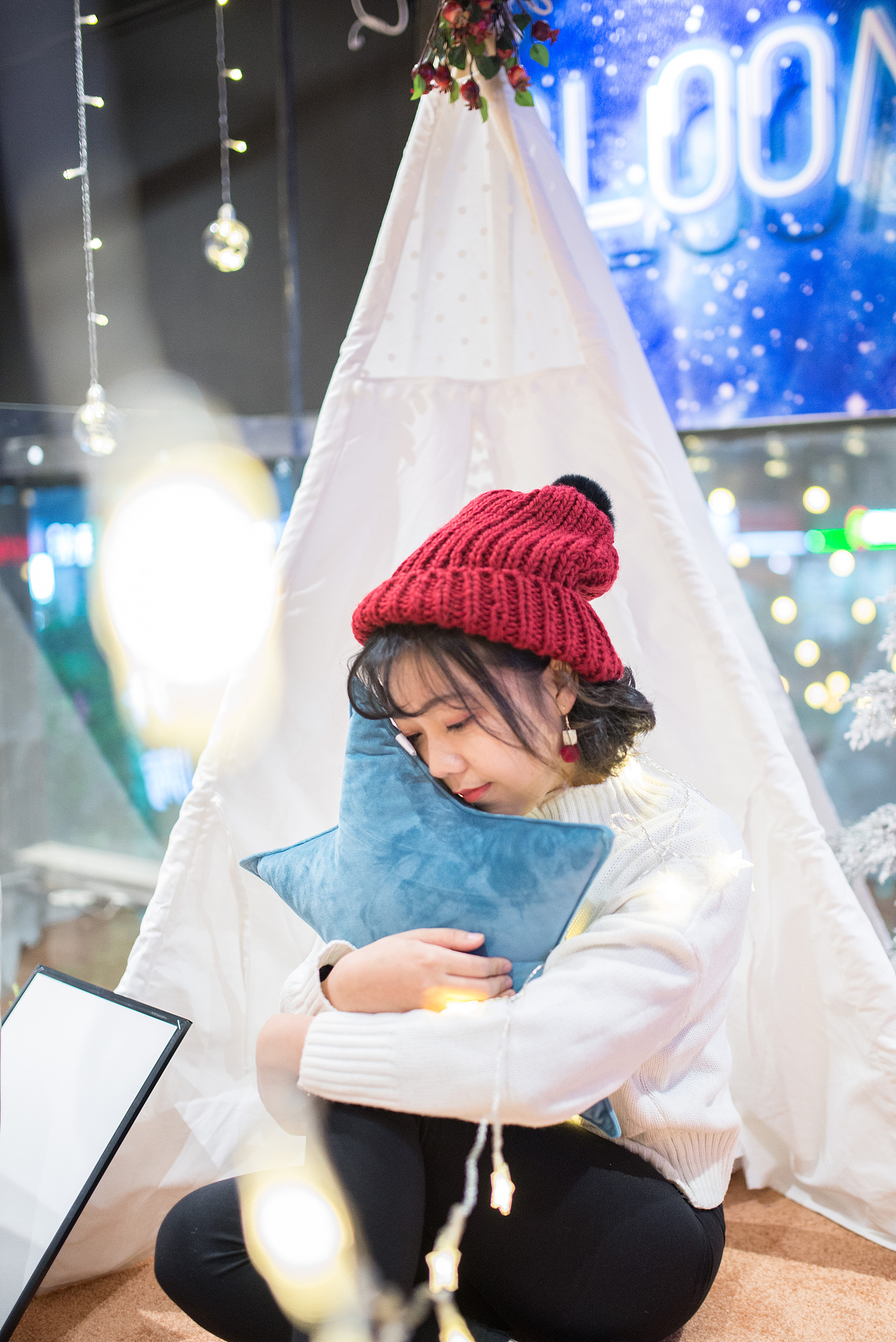 迟到的圣诞节（夜景人像+布朗熊）你看见过我的小熊吗（图ZMTAzNzE1ODgw） - 人像摄影 - 站酷设计师Yandex_yan原创素材 - 站酷ZCOOL