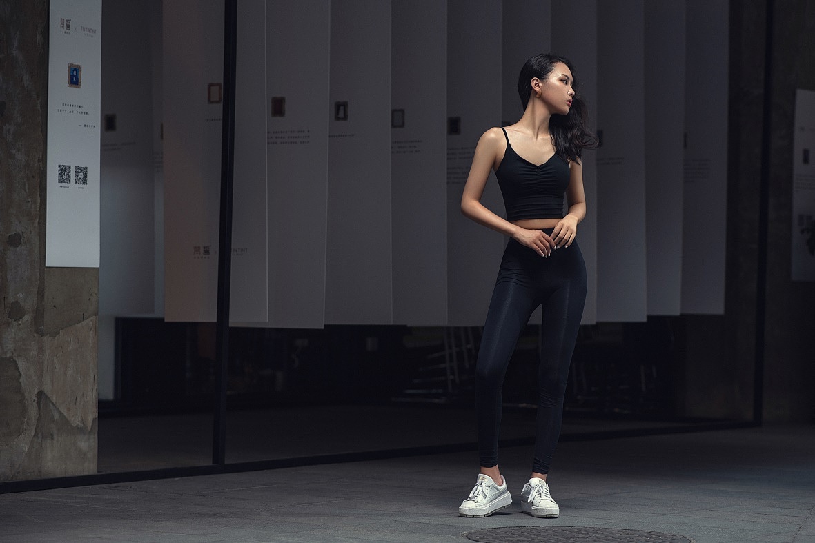 服饰商拍（图ZMTgzMzM0ODcy） - 人像摄影 - 站酷设计师刘文辰原创素材 - 站酷ZCOOL