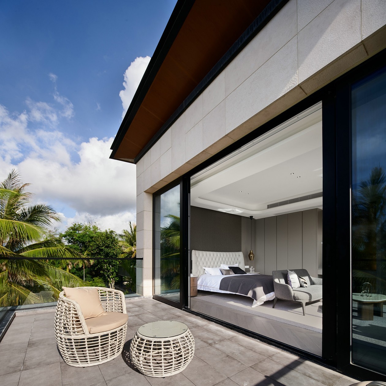 三亚顶级度假别墅 尽享自然悠闲的度假生活！