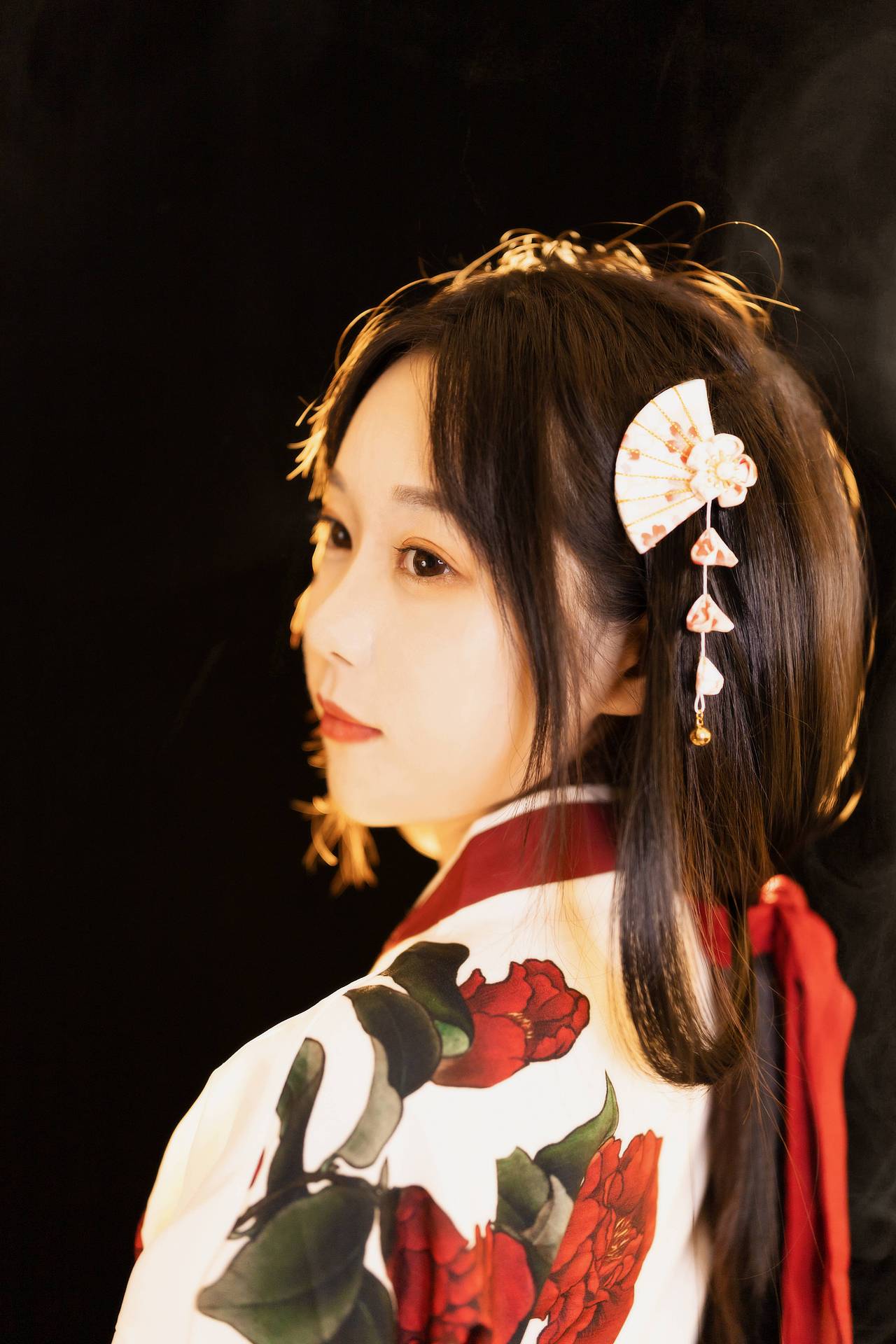 《神明少女》（图ZMjMzNDQ3MjMy） - 人像摄影 - 站酷设计师Myth神话丶原创素材 - 站酷ZCOOL