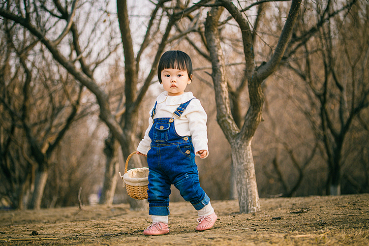 儿童摄影秋冬外景（沈阳）（图ZMTIwNjM2MzYw） - 人像摄影 - 站酷设计师家麟的画原创素材 - 站酷ZCOOL