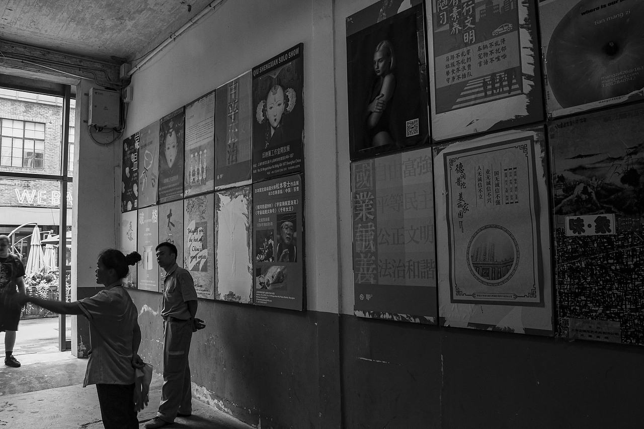 路过的M50创意园（图ZMTY5Mjk2MzQ4） - 人文/纪实摄影 - 站酷设计师Designjoey原创素材 - 站酷ZCOOL