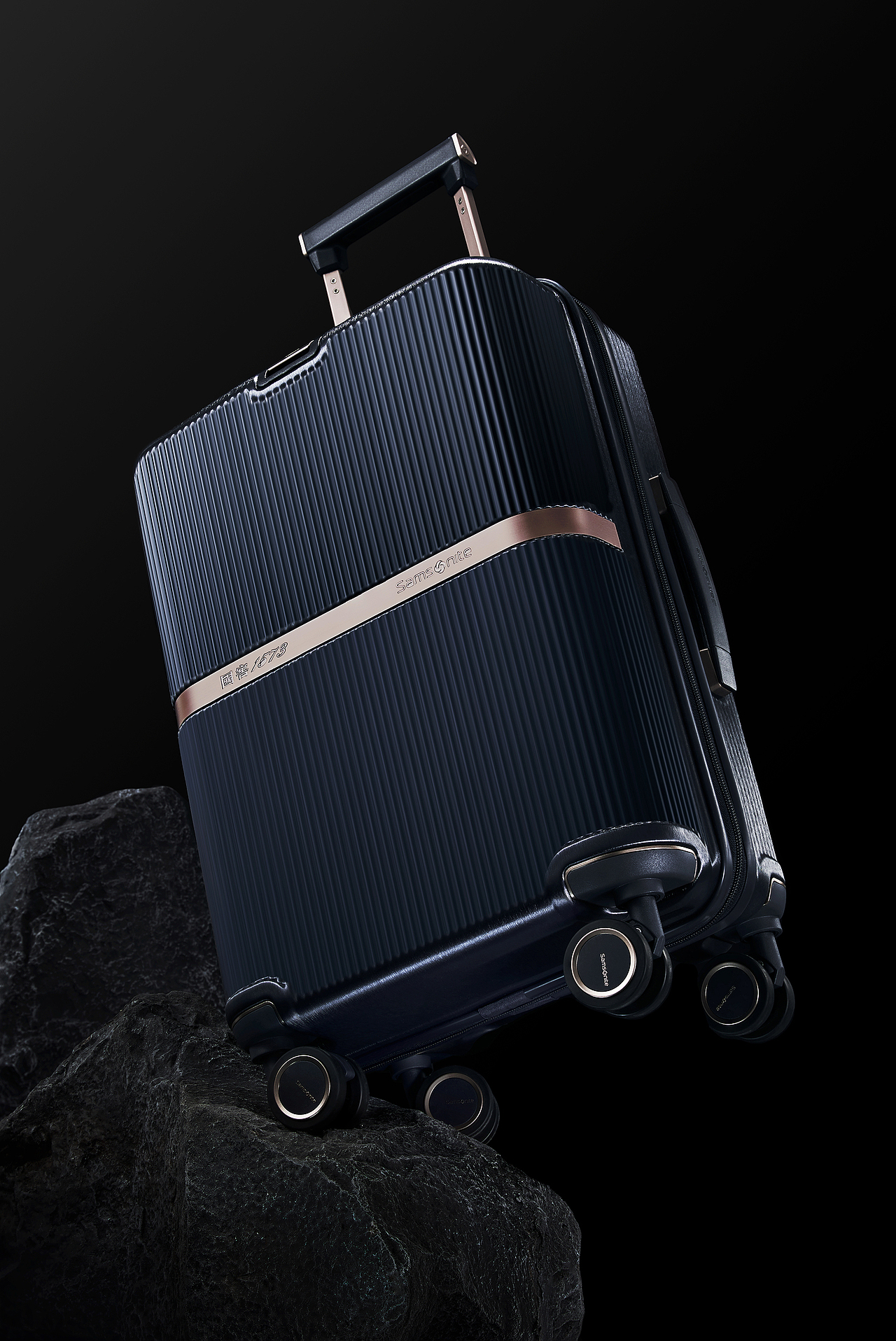 电商摄影 / 新秀丽国窖1573 # GUANGM