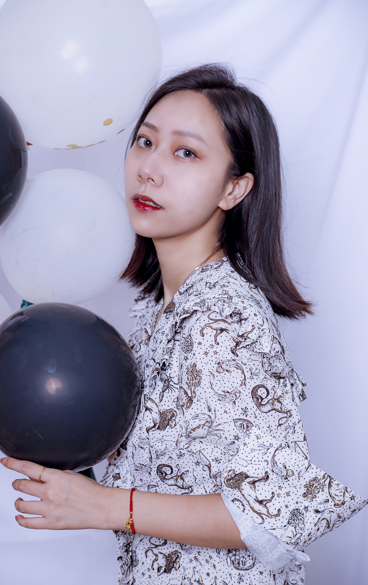极简生日写真（图ZMzE3NzI2MjY0） - 人像摄影 - 站酷设计师小飞机场2020原创素材 - 站酷ZCOOL
