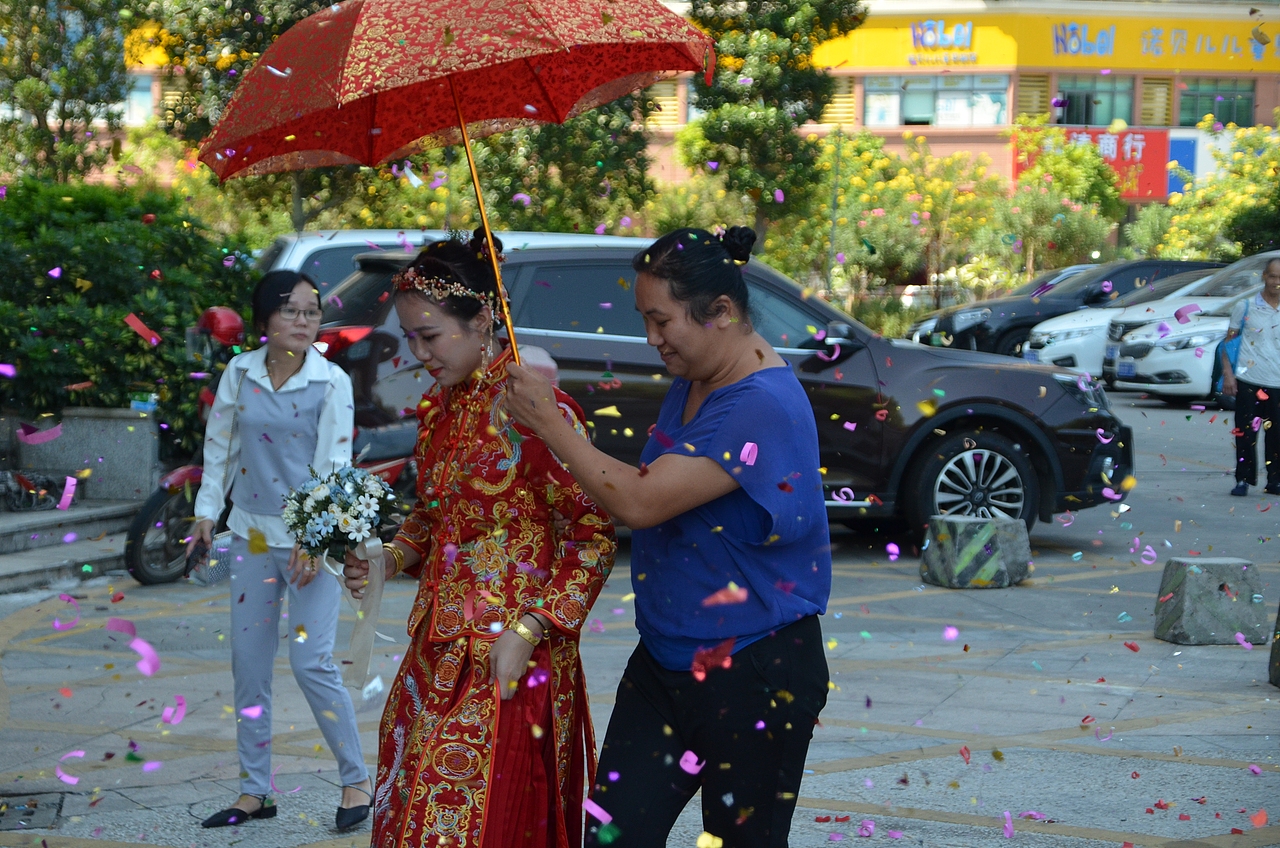 执子之手 与子偕老