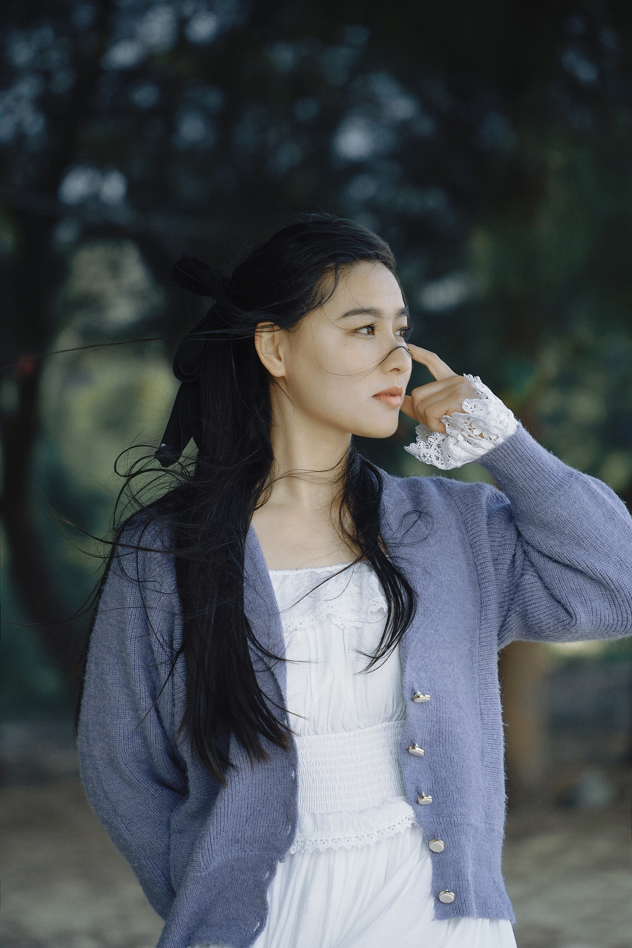 海风拂面，温柔小梅