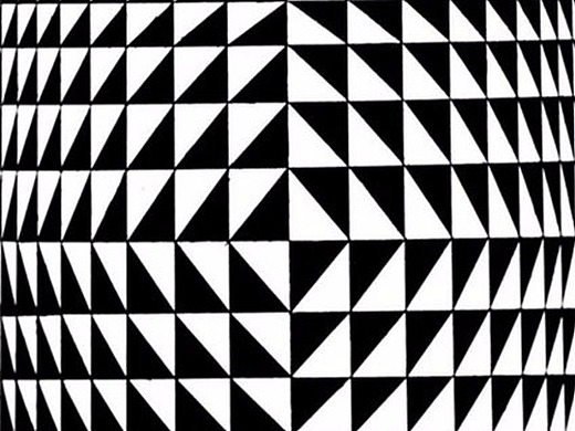 新媒体4班 张瑞 近似构成