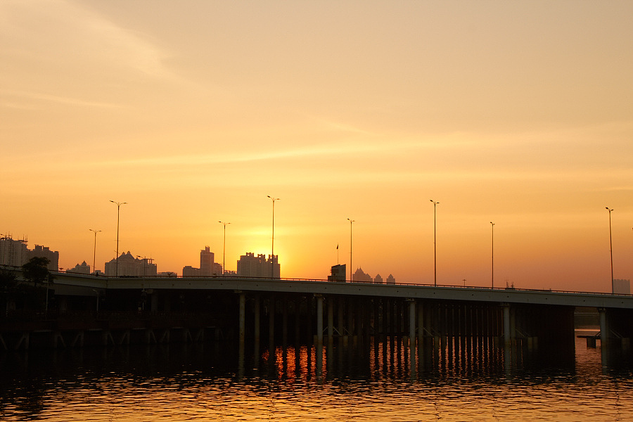 亚运场馆的黄昏（图ZNDc0OTI5Mg==） - 环境/建筑摄影 - 站酷设计师harman原创素材 - 站酷ZCOOL