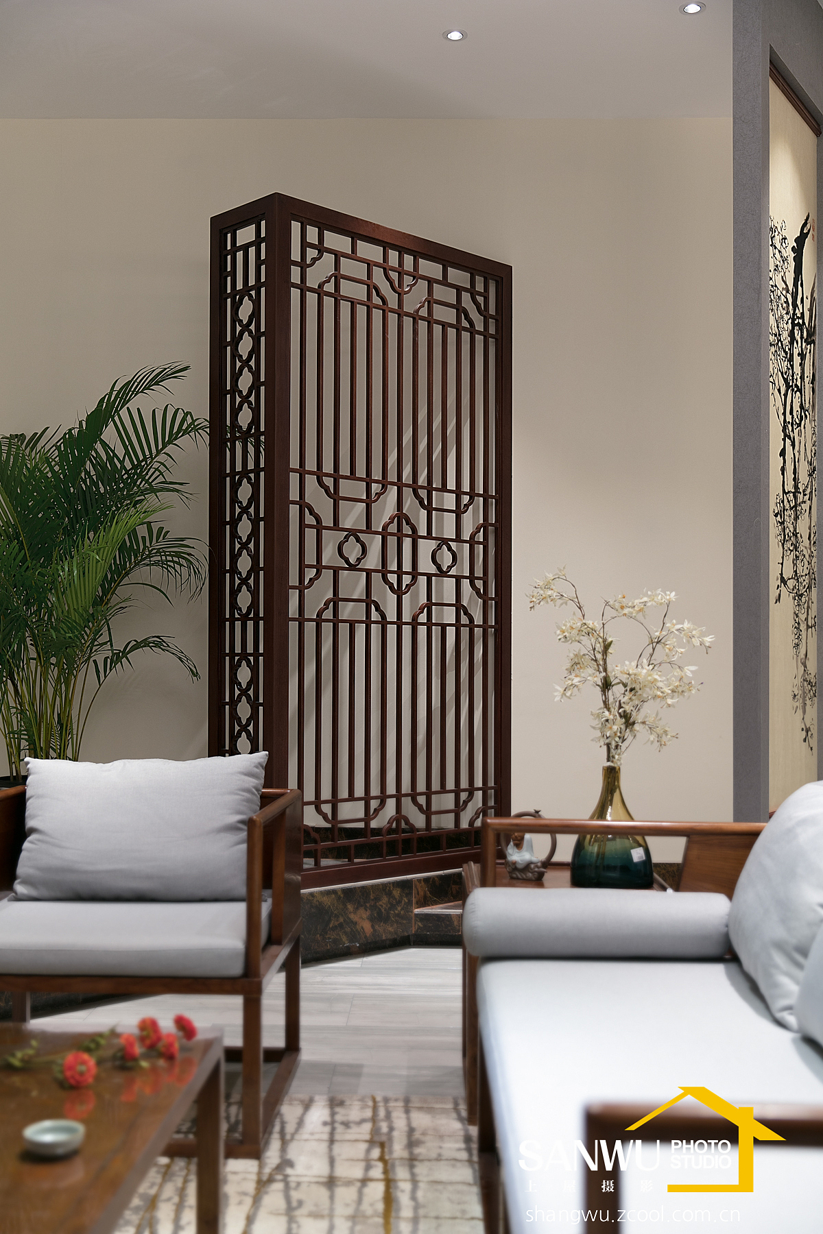 上屋摄影|阿尔·图兰原木展厅