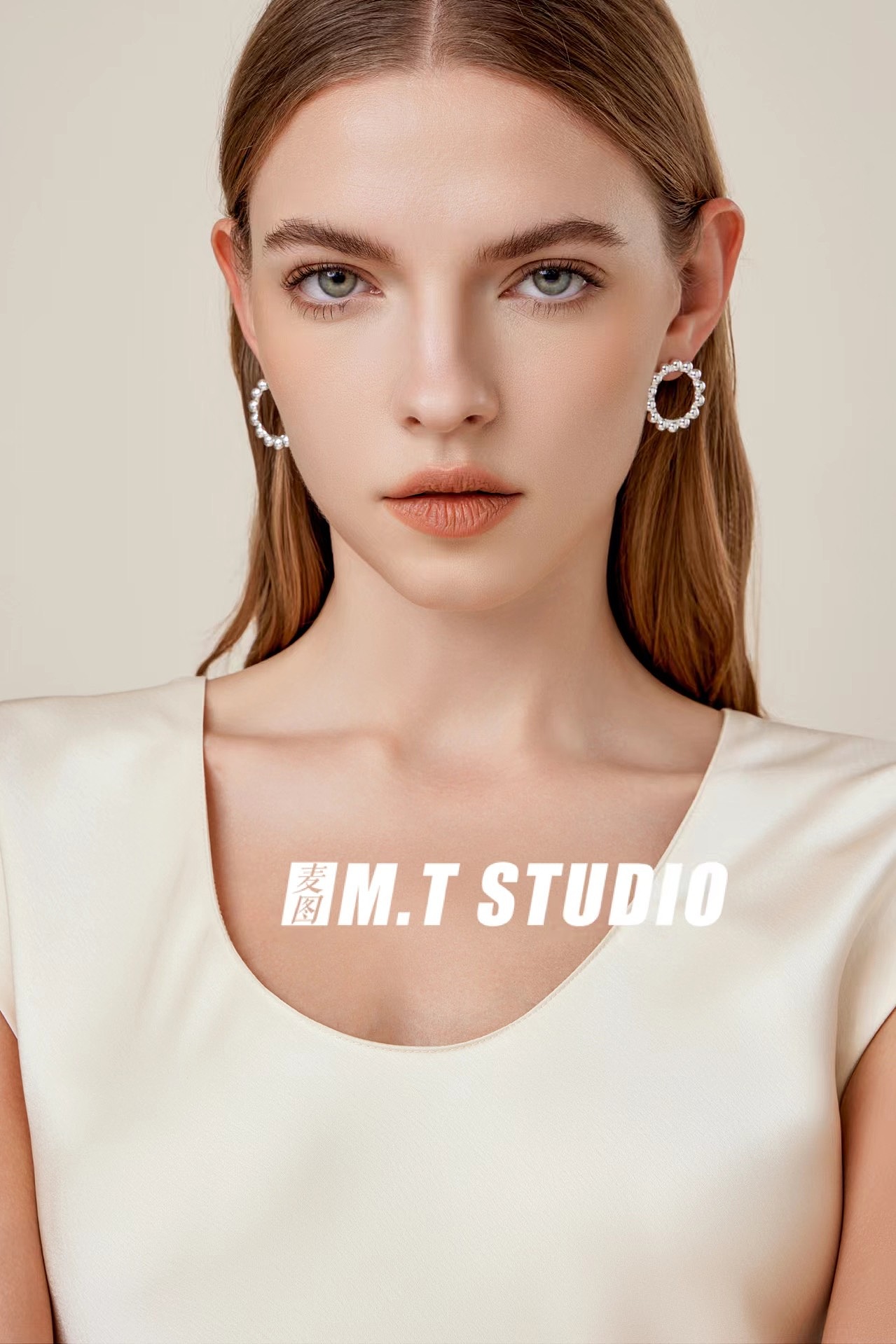 高级感模特饰品