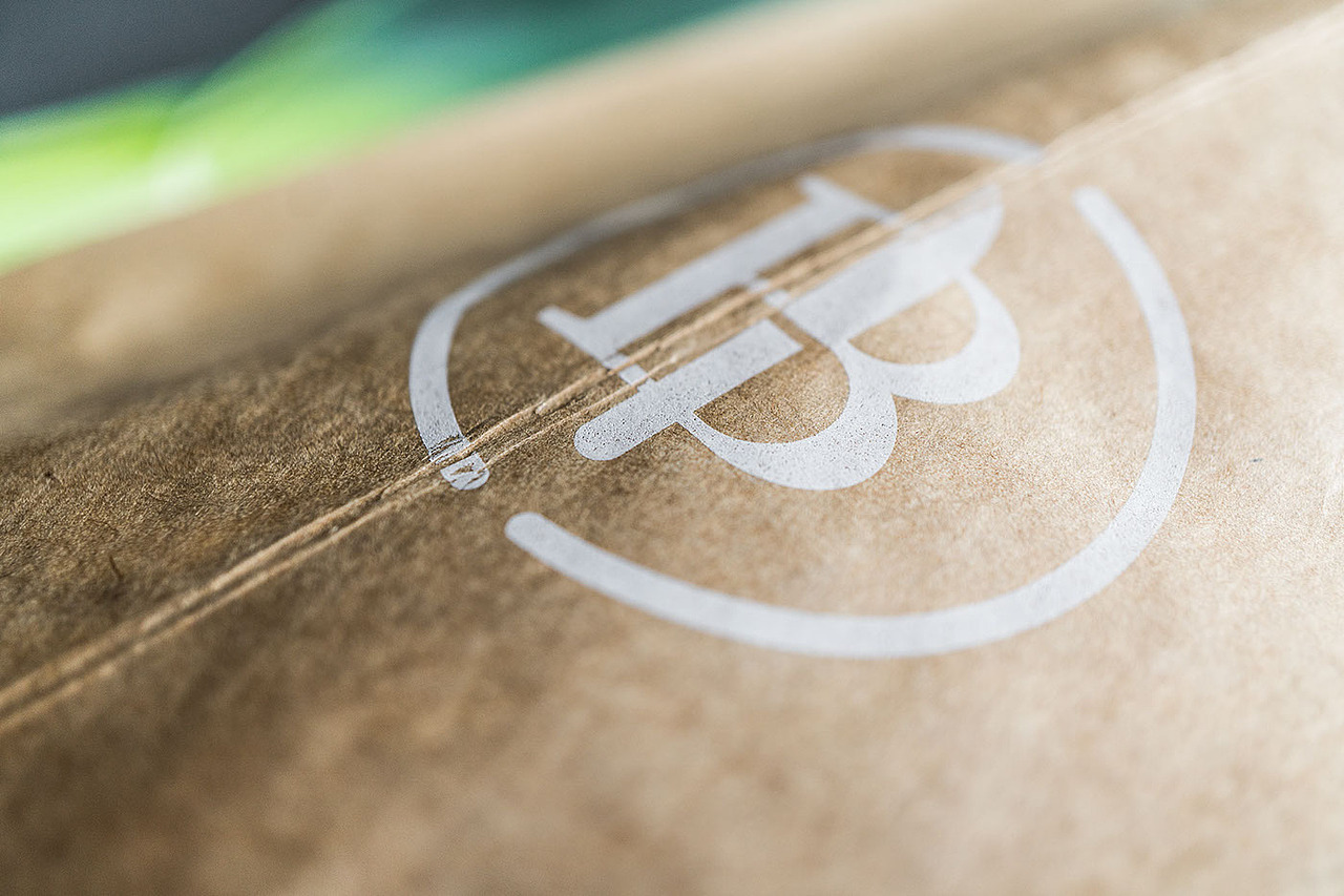 Bruan（图ZMjAxNzI4ODM2） - Logo - 站酷设计师是酥酥ya原创素材 - 站酷ZCOOL