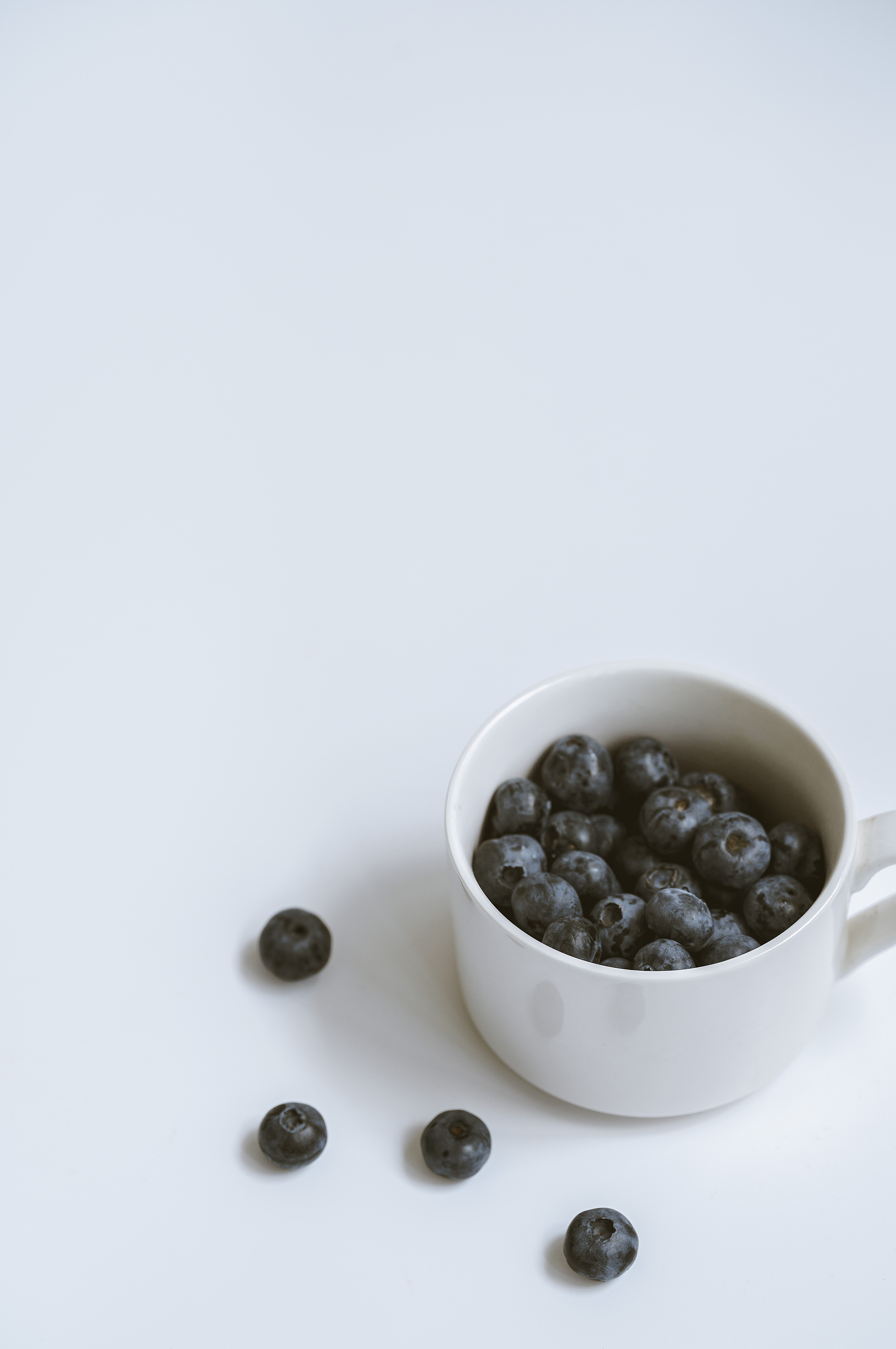 这是第二组极简练习照片,蓝莓版|摄影|静物|rex陆路 - 原创作品