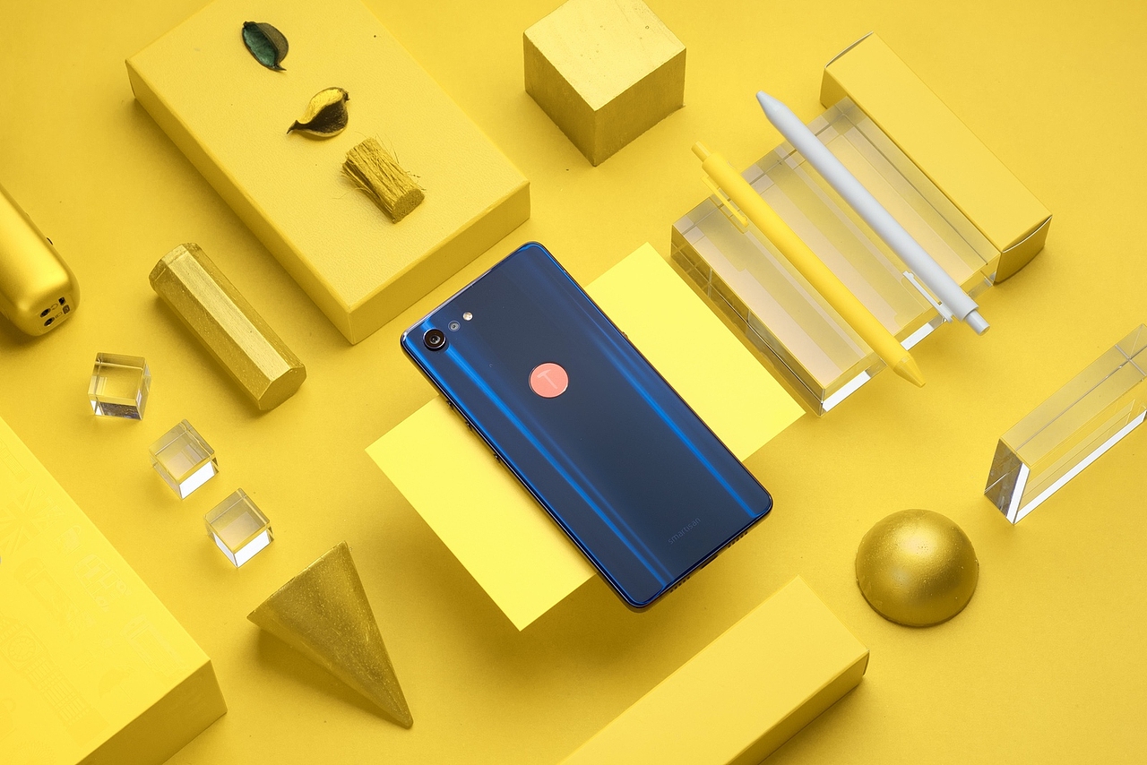 锤子科技 坚果手机pro 2s 极致炫光