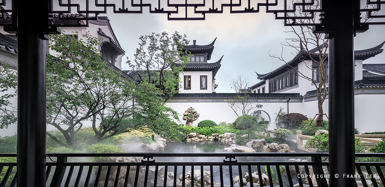 苏州桃花源雨景