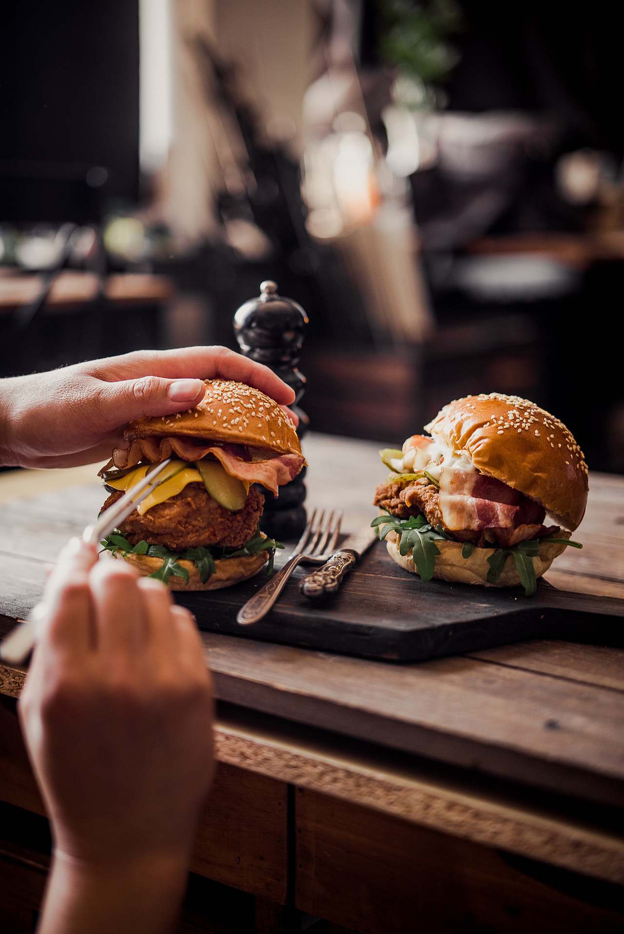 为秋老师新书拍摄封面图