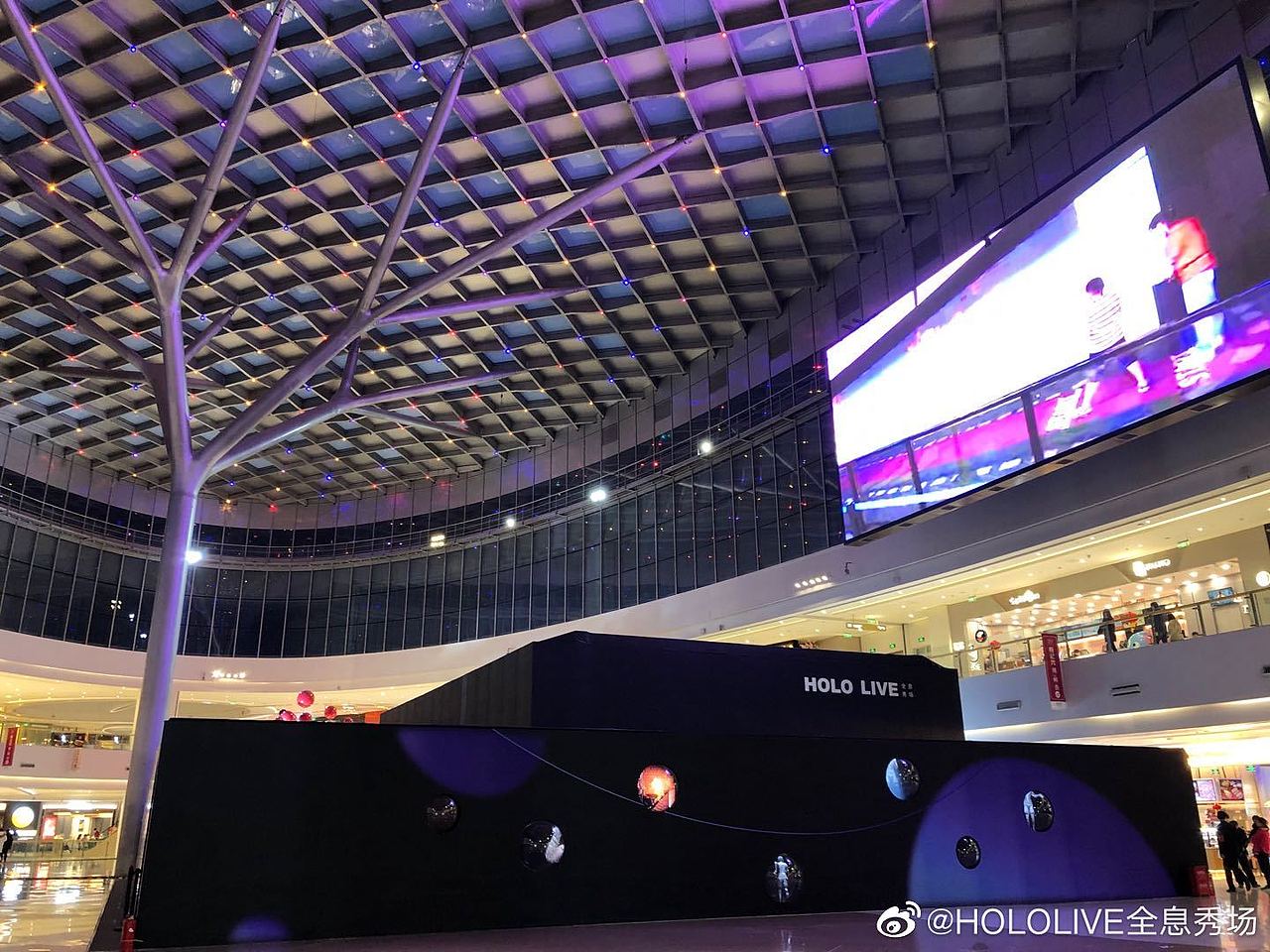 HOLO LIVE全息剧场 视觉设计/主KV/装置设计（图ZMjE3NTM5MjIw） - 展陈设计 - 站酷设计师ReasonStudio原创素材 - 站酷ZCOOL