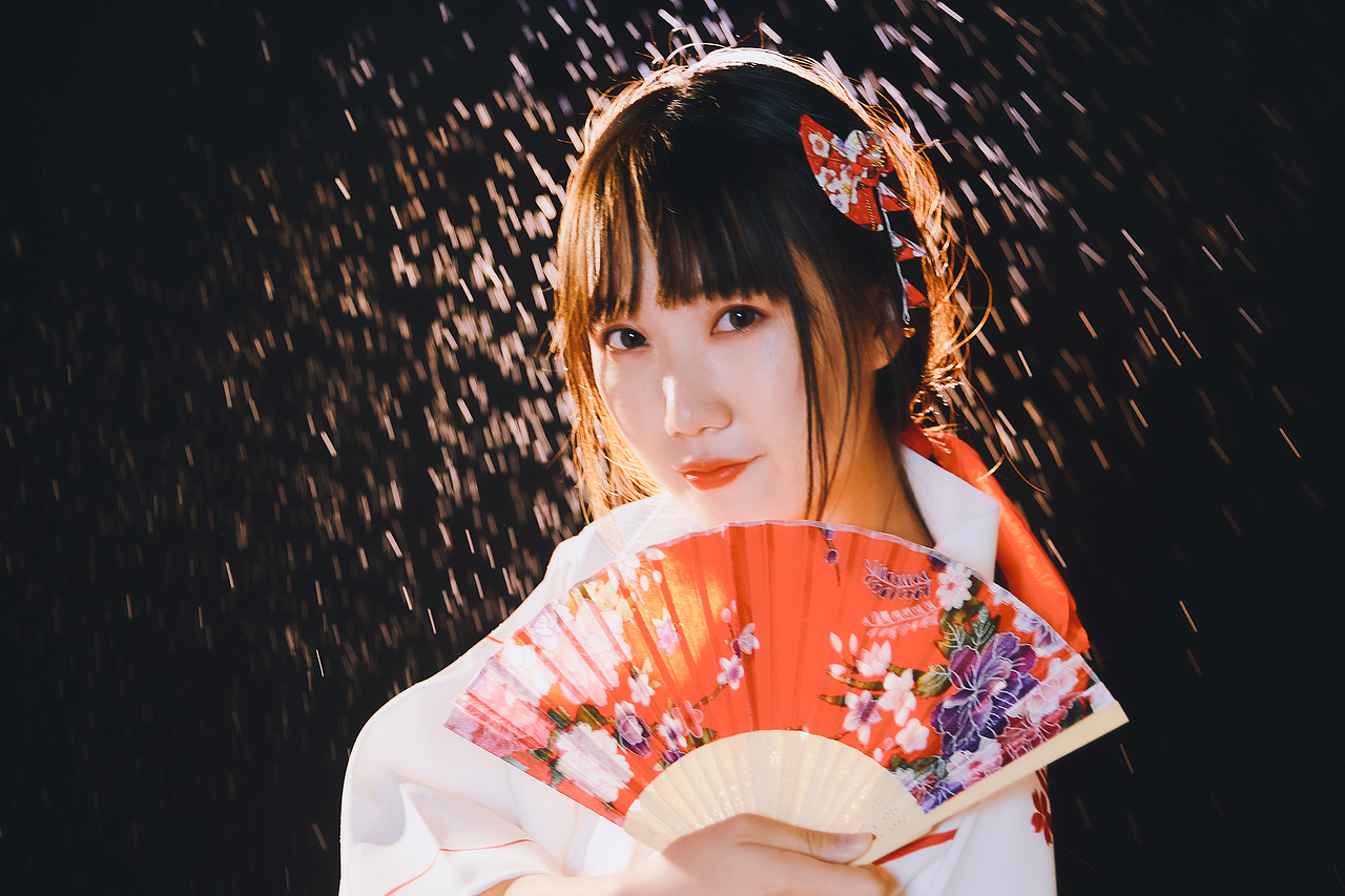 迟来的神明少女