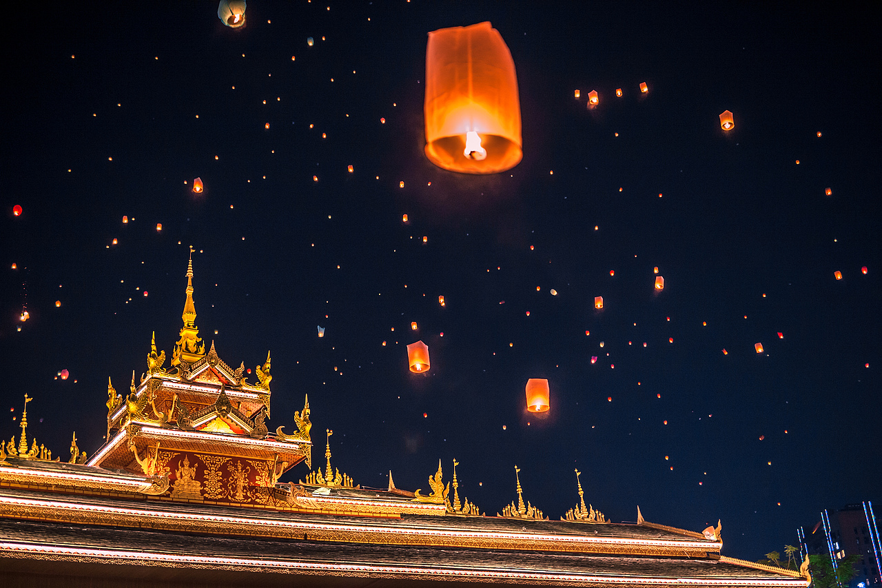 西双版纳傣族泼水新年节天灯祈福_辰舟同学-站酷zcool