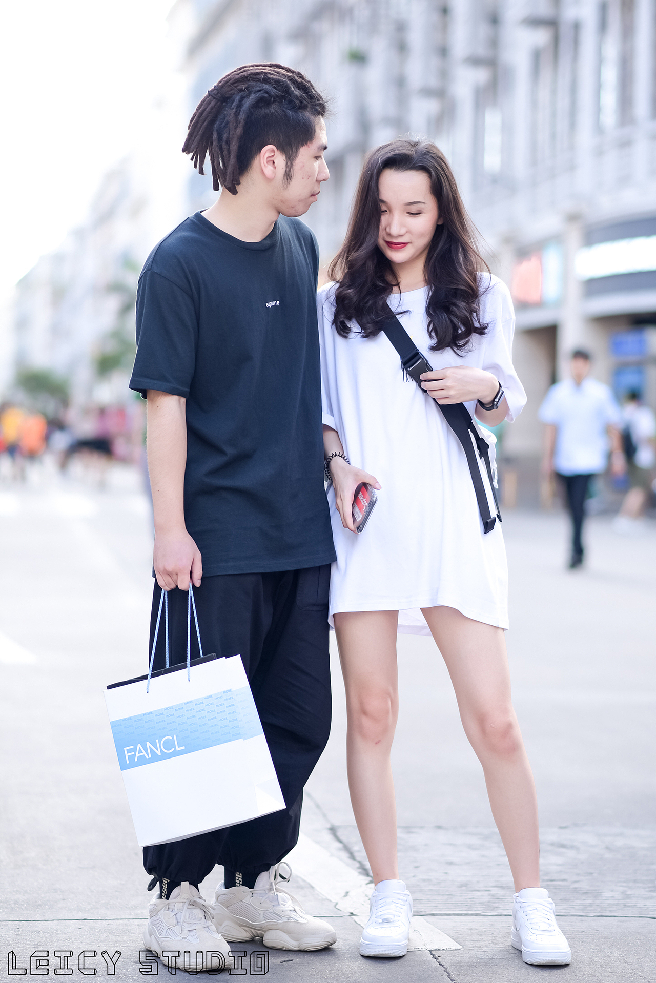 路人拍摄计划【第12期】18.07.16 福建.厦门.中山路（图ZMTIyMTAxODgw） - 人像摄影 - 站酷设计师Leicy原创素材 - 站酷ZCOOL