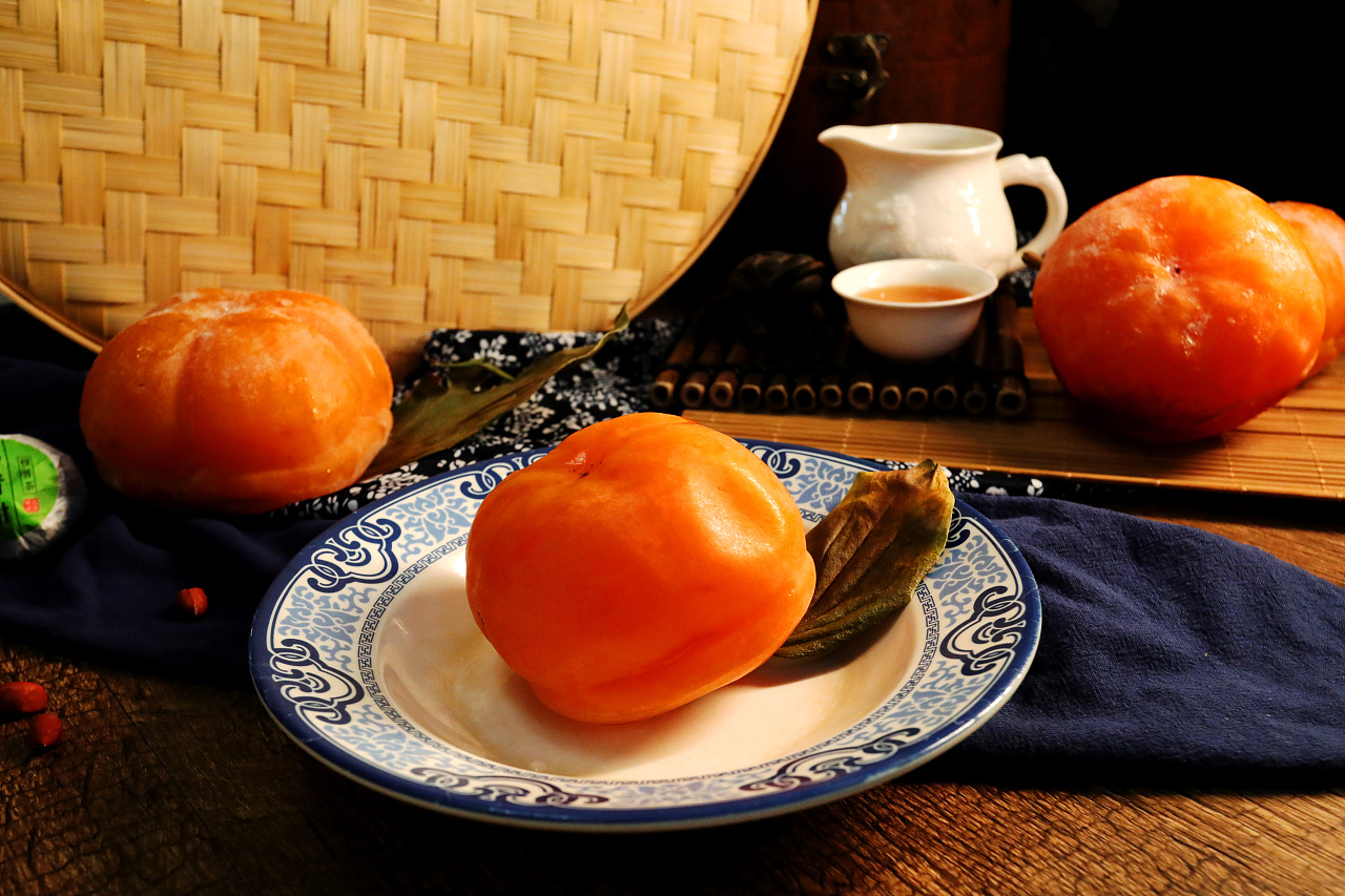 美食摄影/冻柿子 静物摆拍 无修图 自然黄光|摄影|美食摄影|浩然儿啊