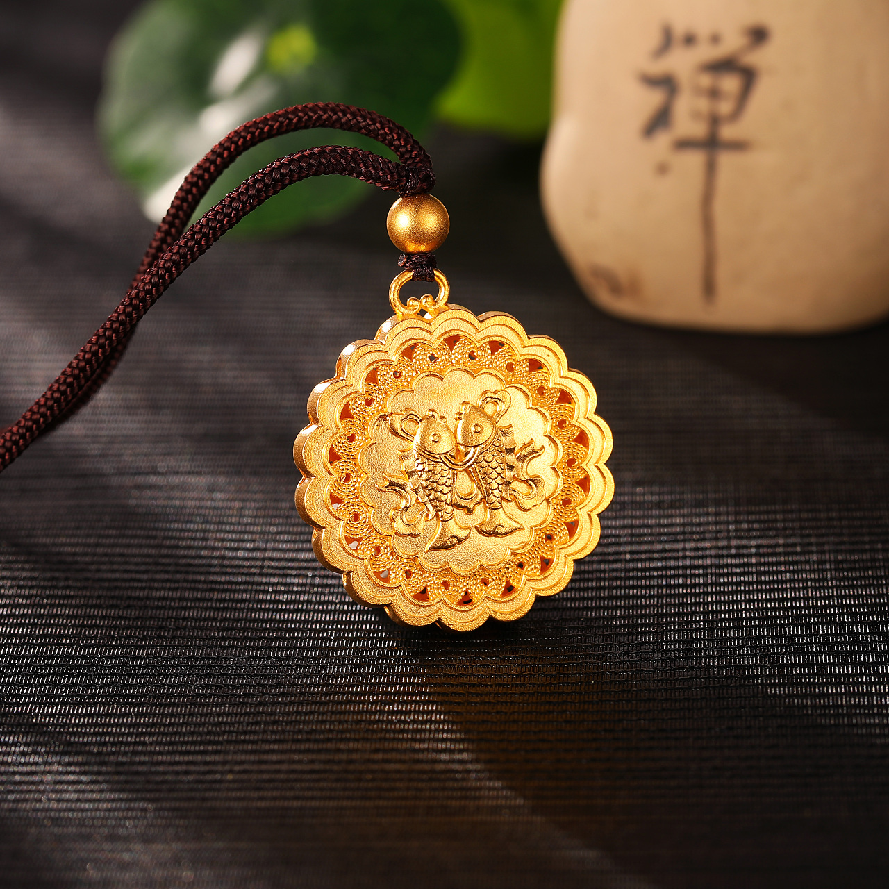 珠宝摄影古法黄金首饰