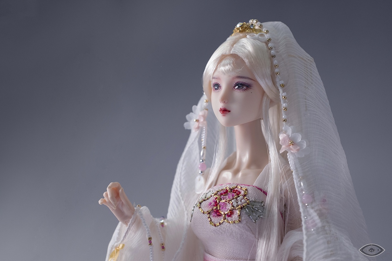 「睹尔DOOARE合作成品--夏至」
妆师:龙龙龙<br>服装师:静轩阁<br>发型&首饰师:范范