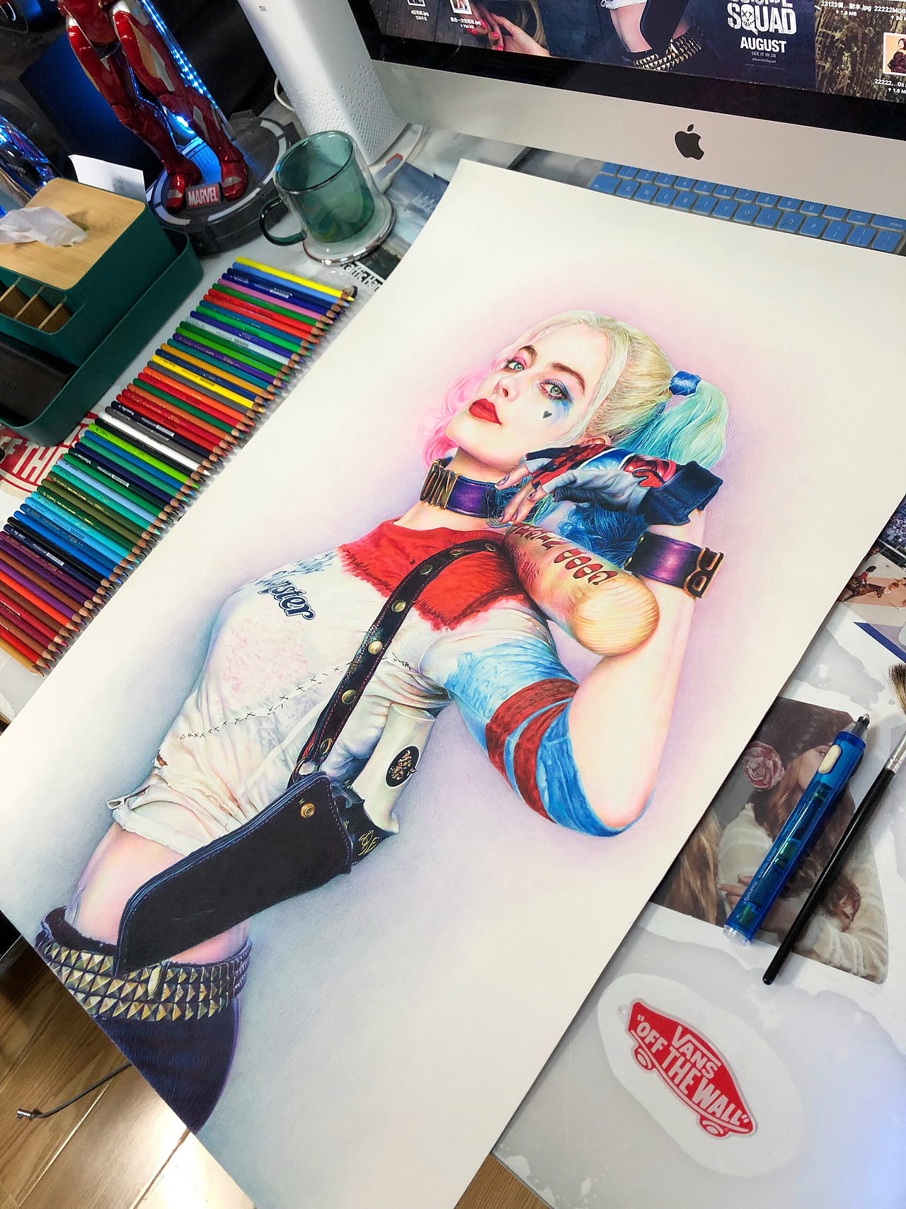 彩铅画手绘x特遣队小丑女哈莉奎茵