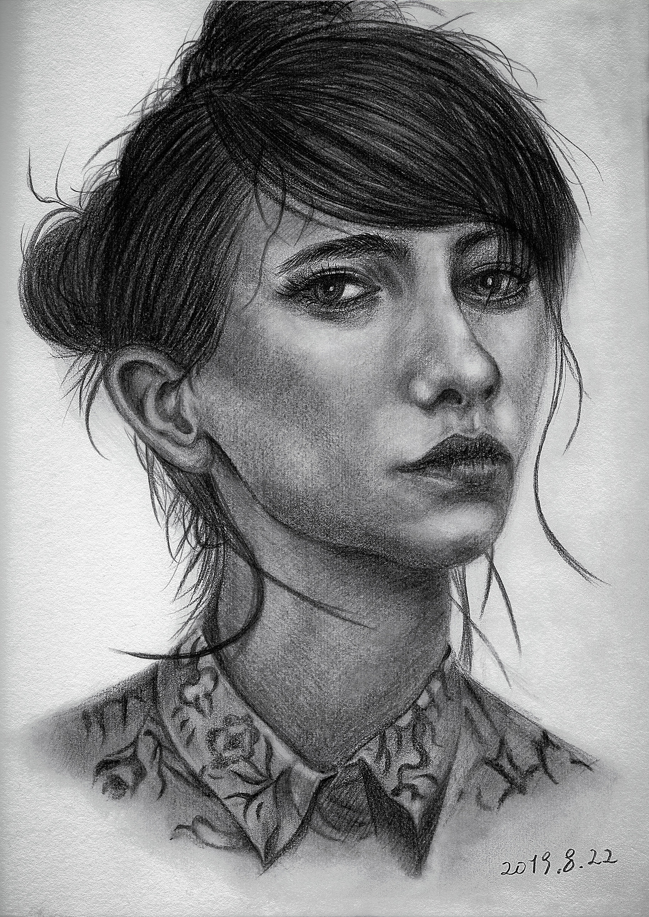 举报收藏分享原创作品纯艺术绘画人像素描彩铅笔记美女安紫铭二十四