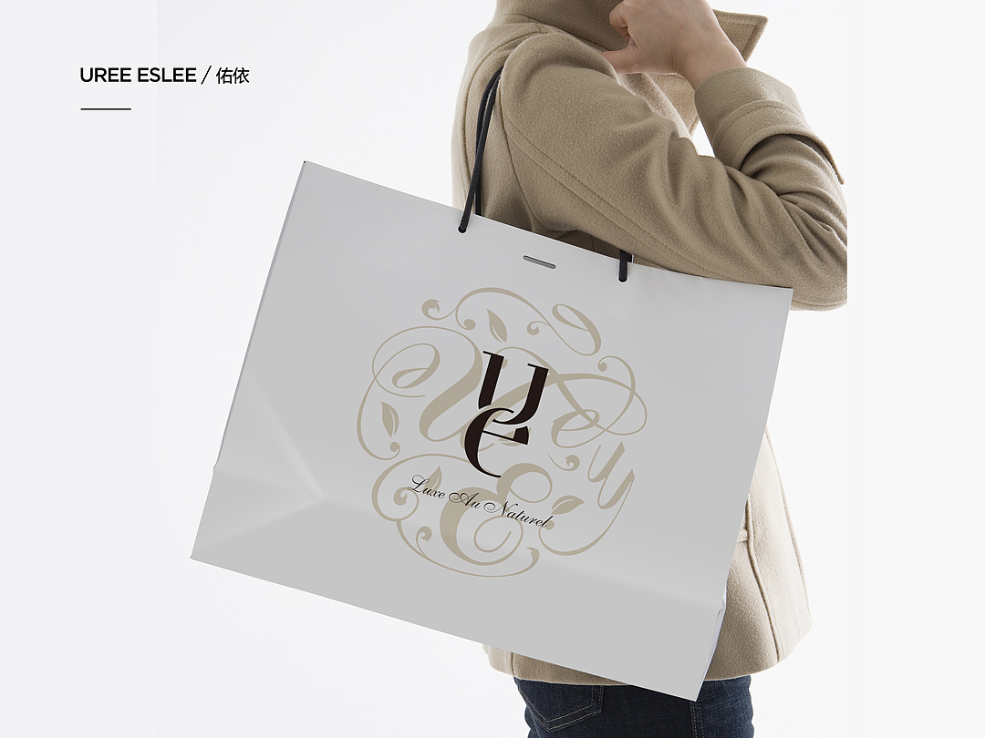 更多作品和原创观点,请关注微信zuossa,欢迎咨询合作。以上文章内容由广州左尚设计原创,其他媒体如需转载请声明来自「广州左尚设计」,私自转载会追究法律责任!