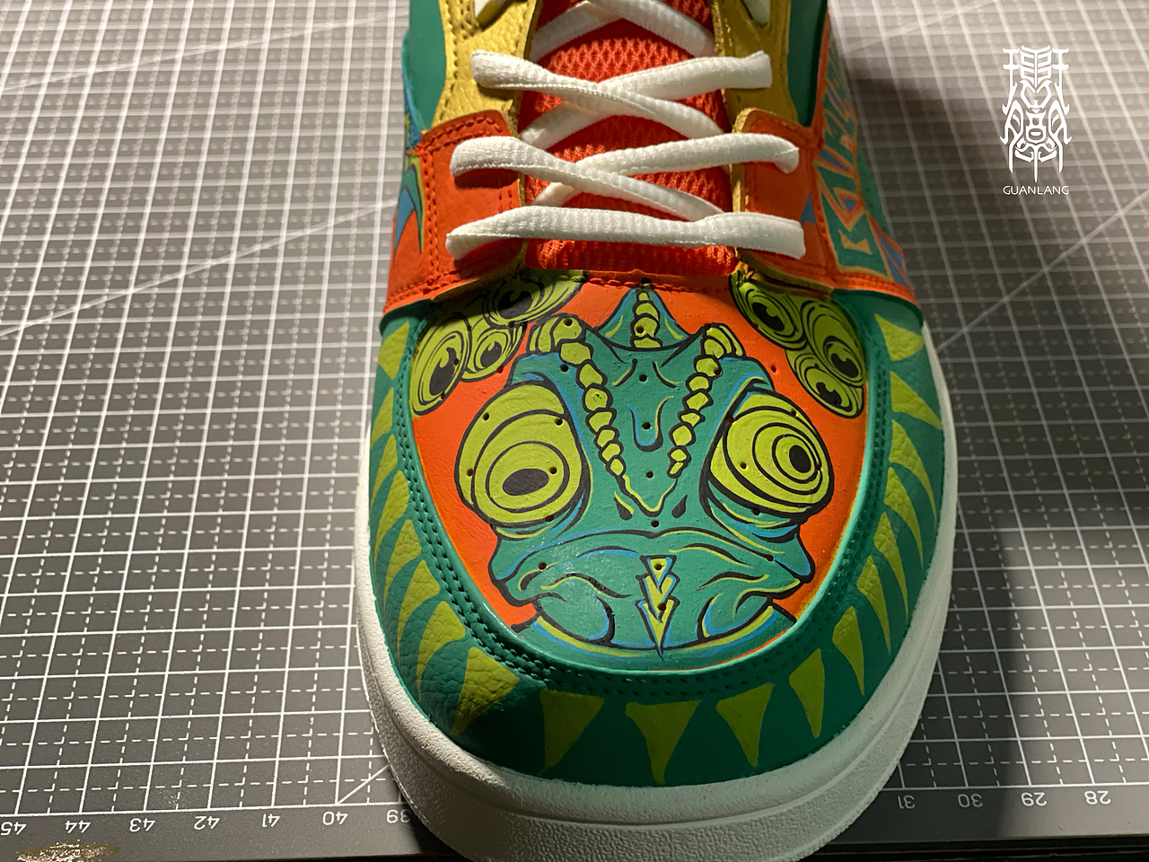 【手绘自制】亚铜创玩IP订制款鞋履设计（图ZMjc0MzI0Nzg0） - 鞋履设计 - 站酷设计师琯朗原创素材 - 站酷ZCOOL