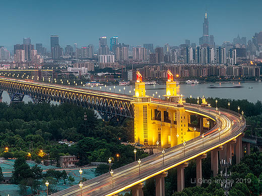 桥与城市