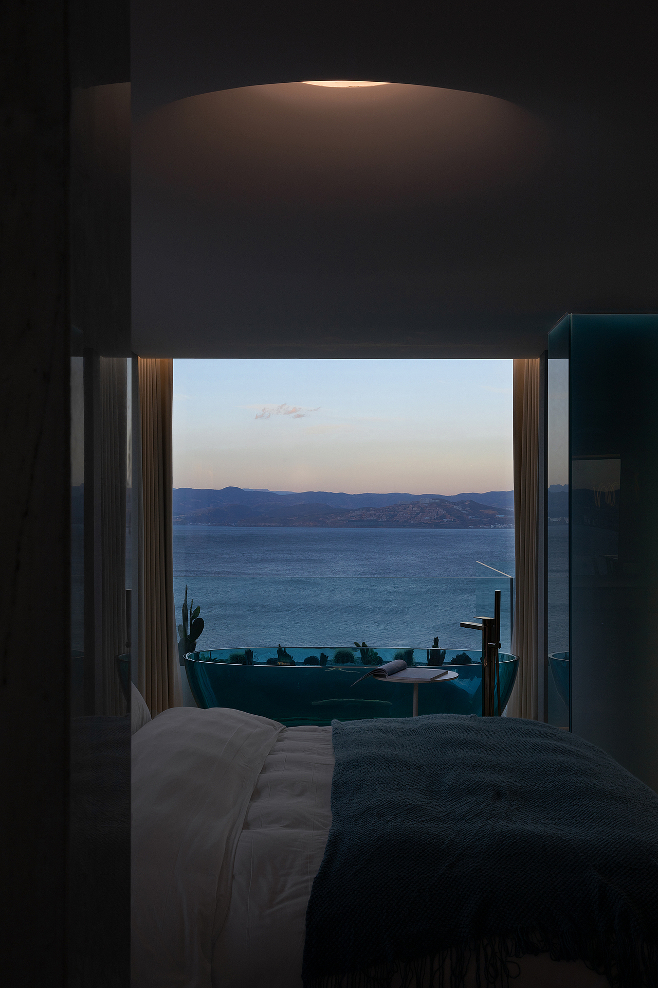 《海的呼吸》大理青绿半山酒店设计（图ZMzIzNDcwNTQ4） - 酒店餐饮设计 - 站酷设计师寻常设计原创素材 - 站酷ZCOOL