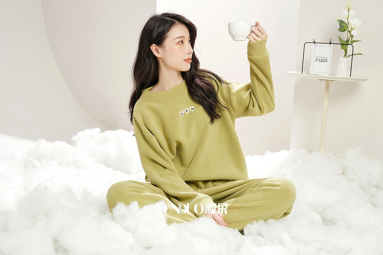 家居服 保暖家居服 保暖衣 极简家居服（图ZMzU1MDMwMTg0） - 产品摄影 - 站酷设计师陨朵商拍刘大奇原创素材 - 站酷ZCOOL