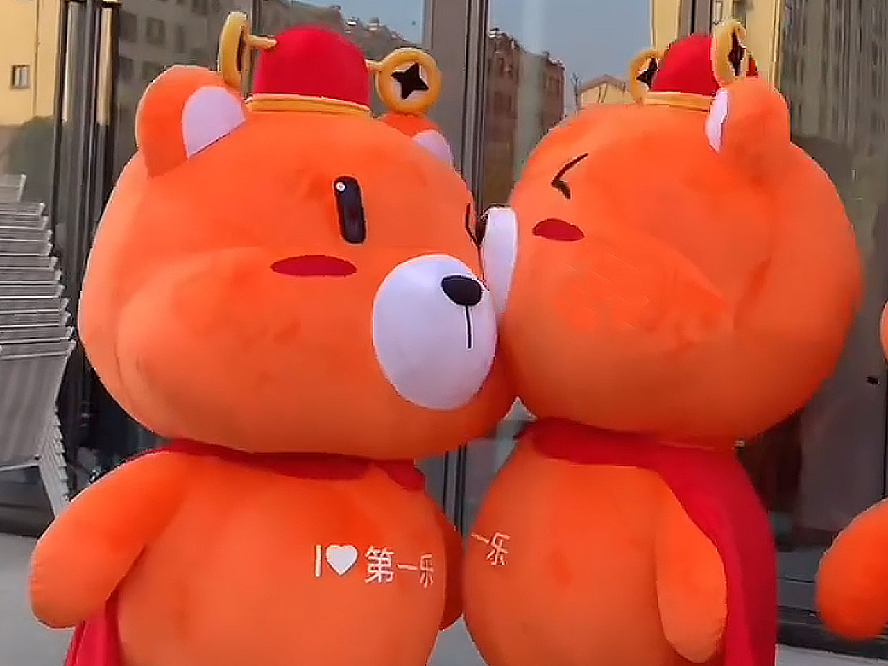 乐乐熊IP全案-购物中心文创周边IP（图ZMjk0MTk4MjUy） - IP形象 - 站酷设计师权权熊原创素材 - 站酷ZCOOL