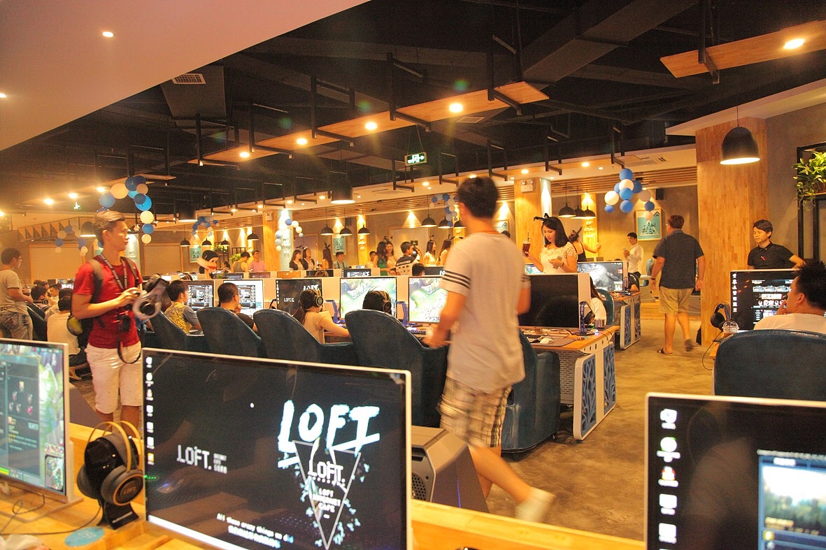 乐特网咖 Loft Internet Café 全国跨界概念网咖连锁/ 品牌vis视觉设计